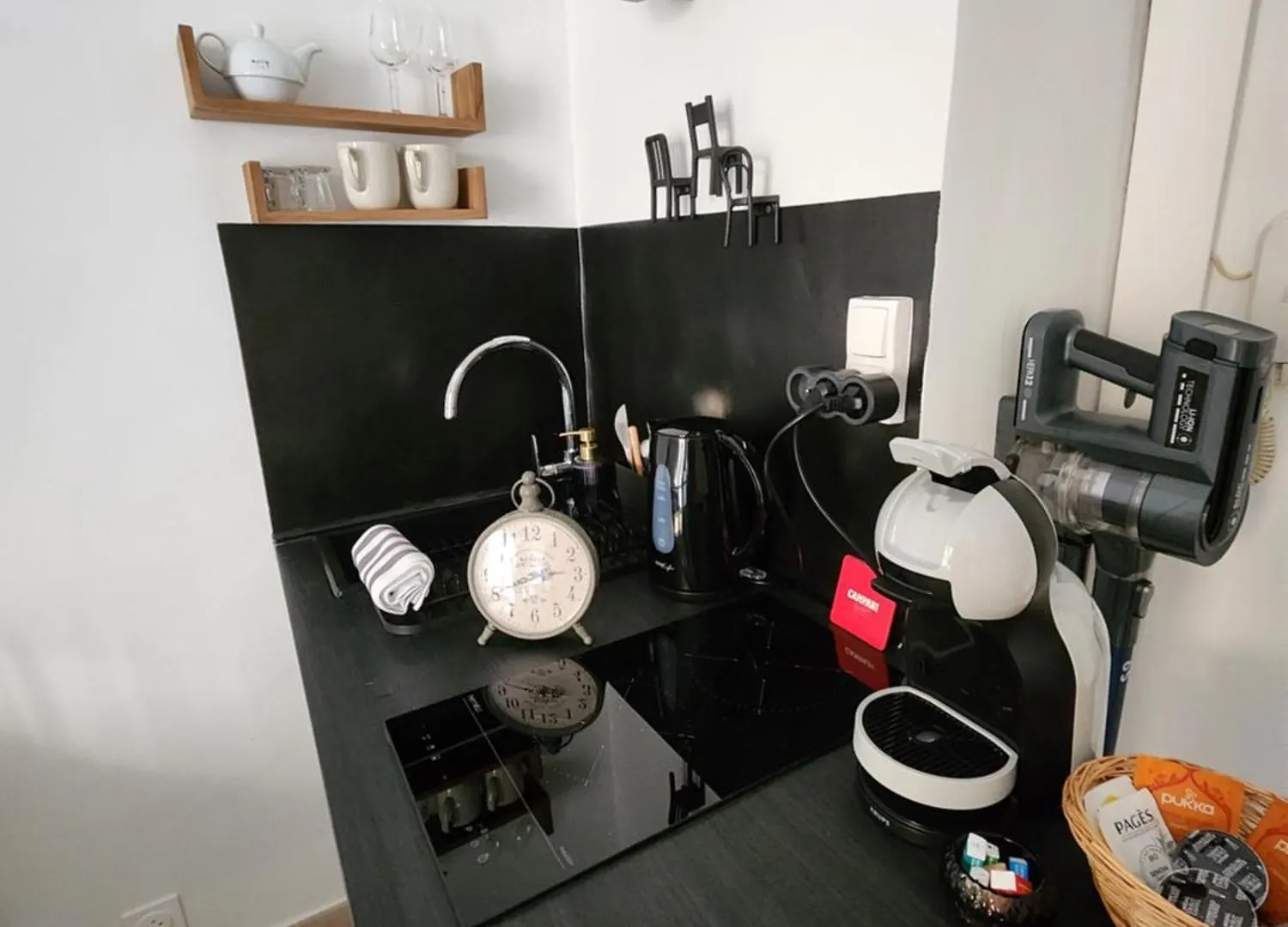 Le Studio Des Fontetes Climatise Aix-en-Provence Lägenhet